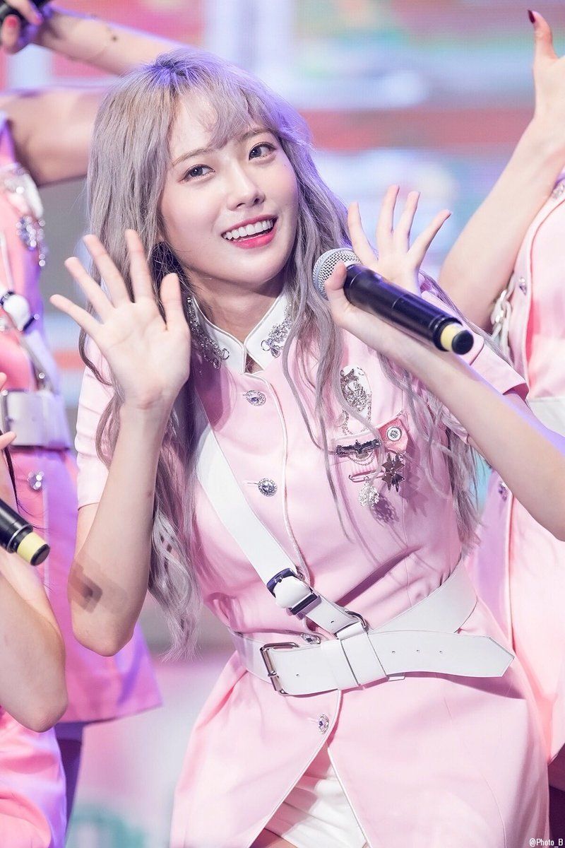 우주소녀 루다 인스타그램 사진 몸매