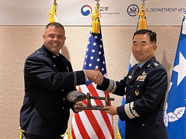 진영승 합참의장 군 경력