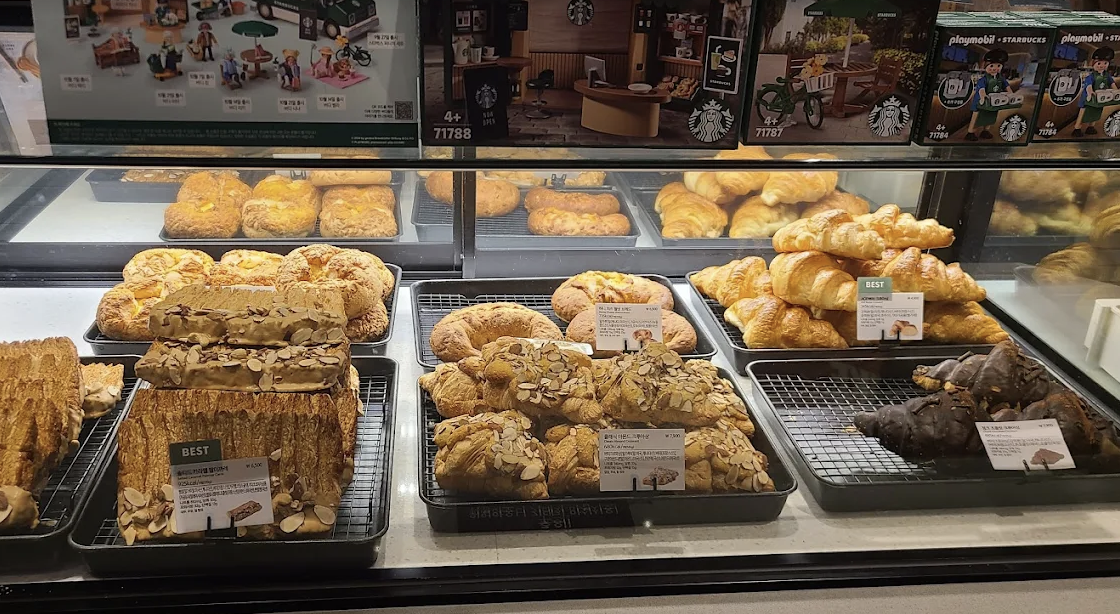 서울 은평 스타벅스 더북한산점｜북한산 뷰 감성 카페, 스타벅스 뷰 맛집 1등