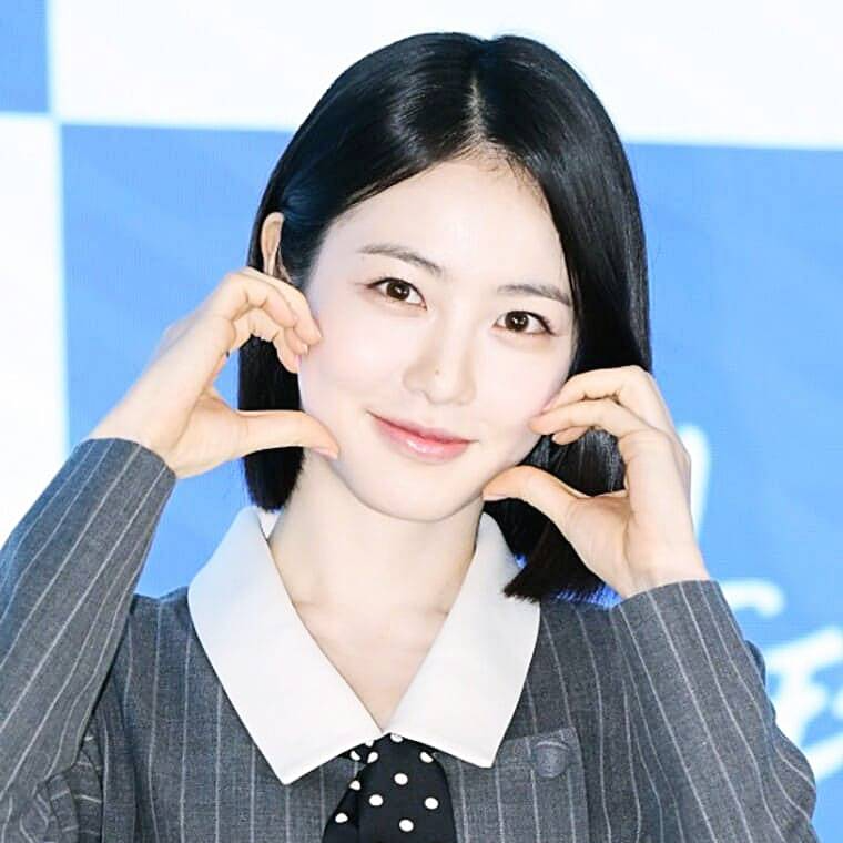 배우-신예은