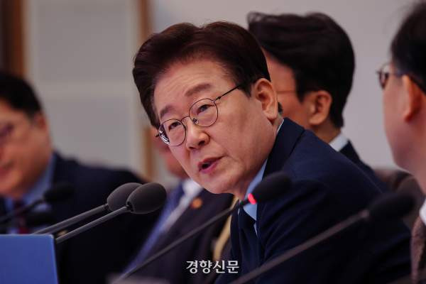 이 대통령 허위사실 엄단 "가짜뉴스는 중대범죄"&hellip;허위사실 유포 엄단 및 범정부 마약 단속 강화