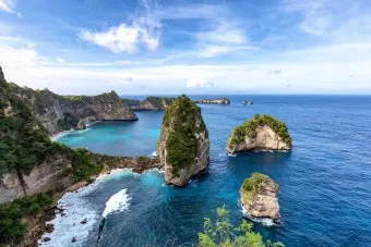 발리 브로큰 비치 Broken Beach 파도와 바람이 만든 천연 아치_29