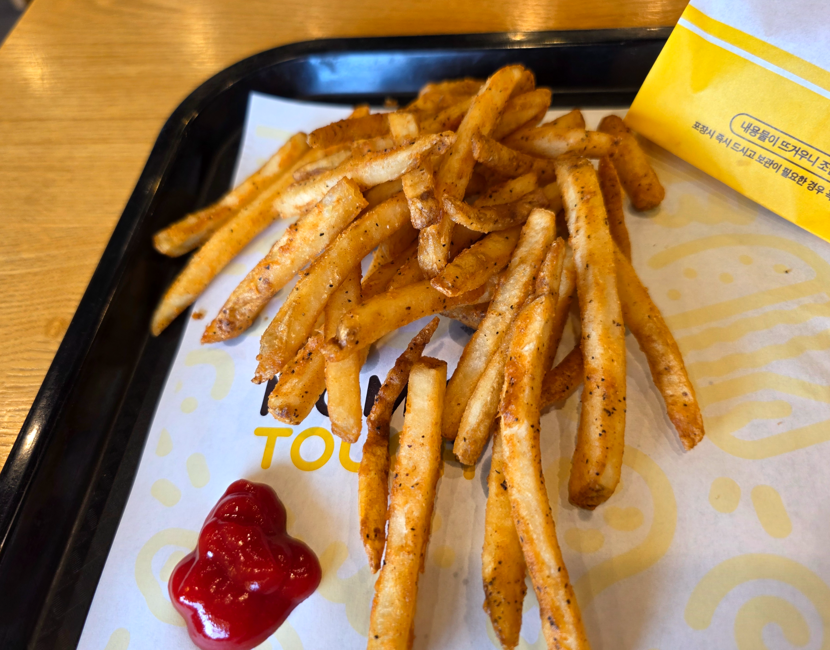 맘스터치케이준양념감자