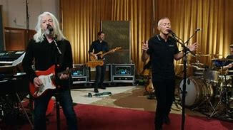 TEARS FOR FEARS- &amp;#39;EVERYBODY WANTS TO RULE THE WORLD&amp;#39; 