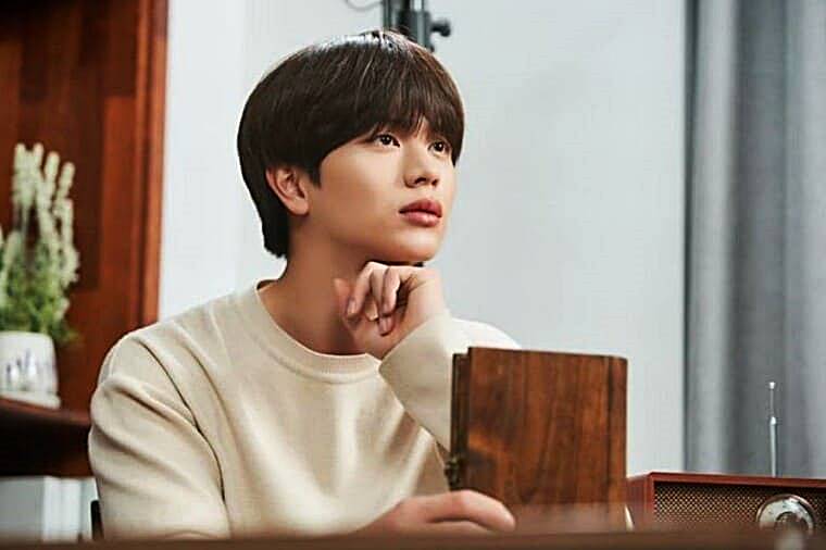 가수-겸-배우-육성재