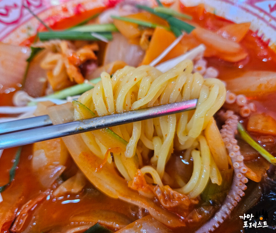 봉담 8월의 중식 짬뽕면