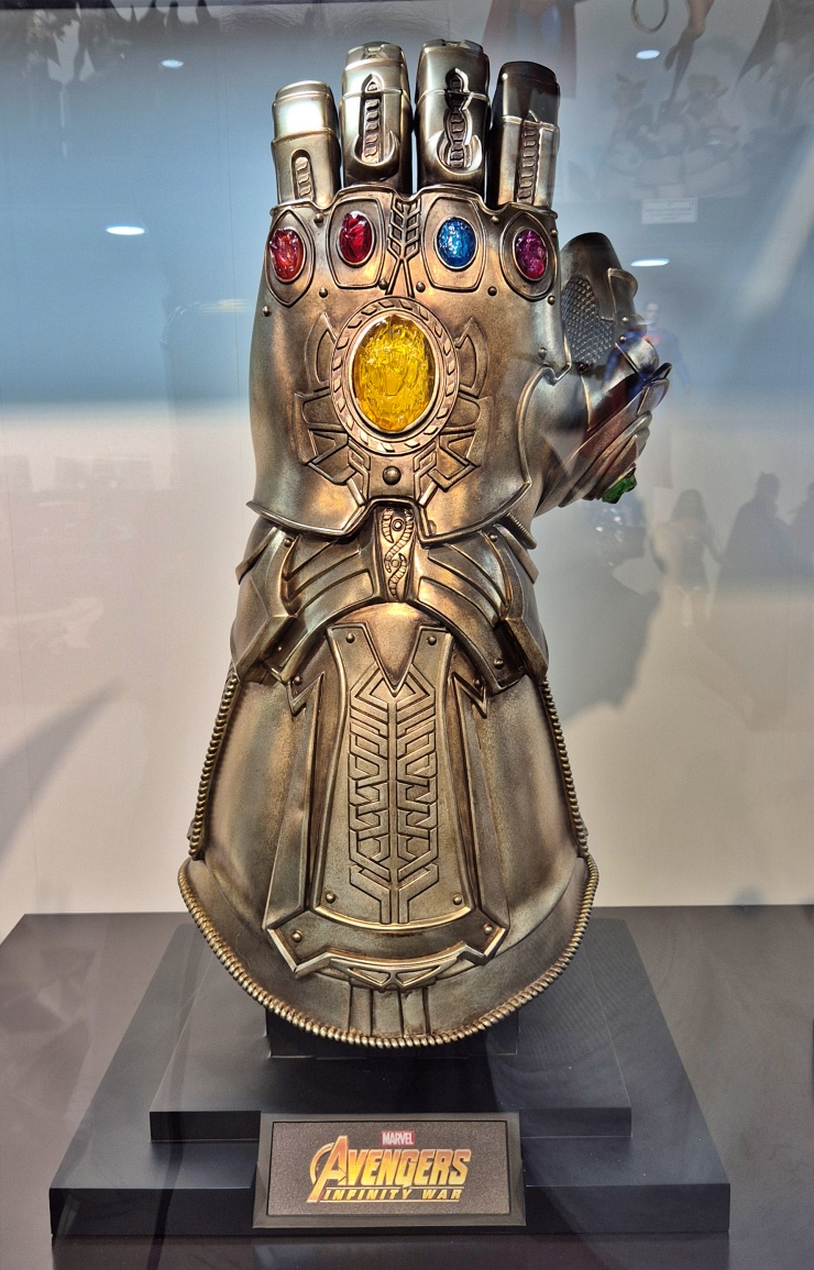 어벤저스 인피니티워 건틀렛
