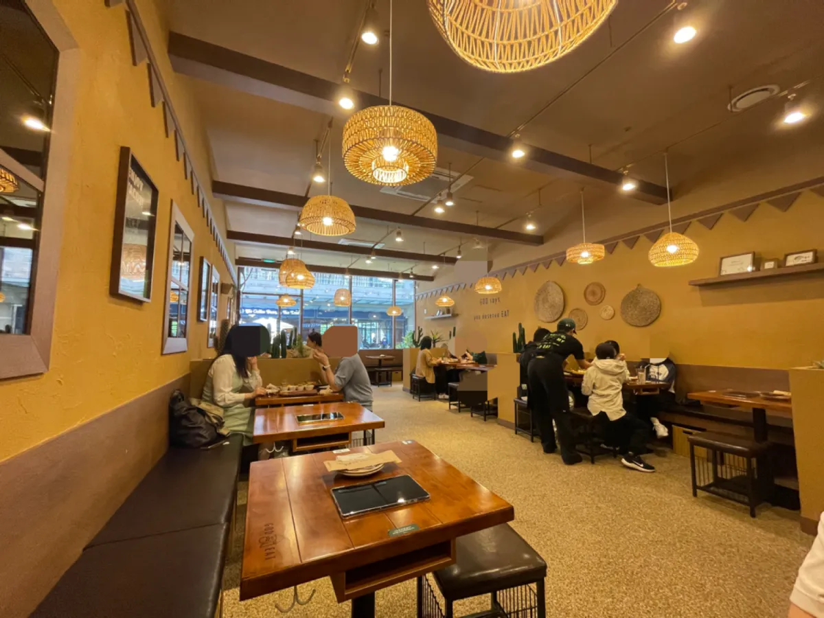 아브뉴프랑-갓잇-내부