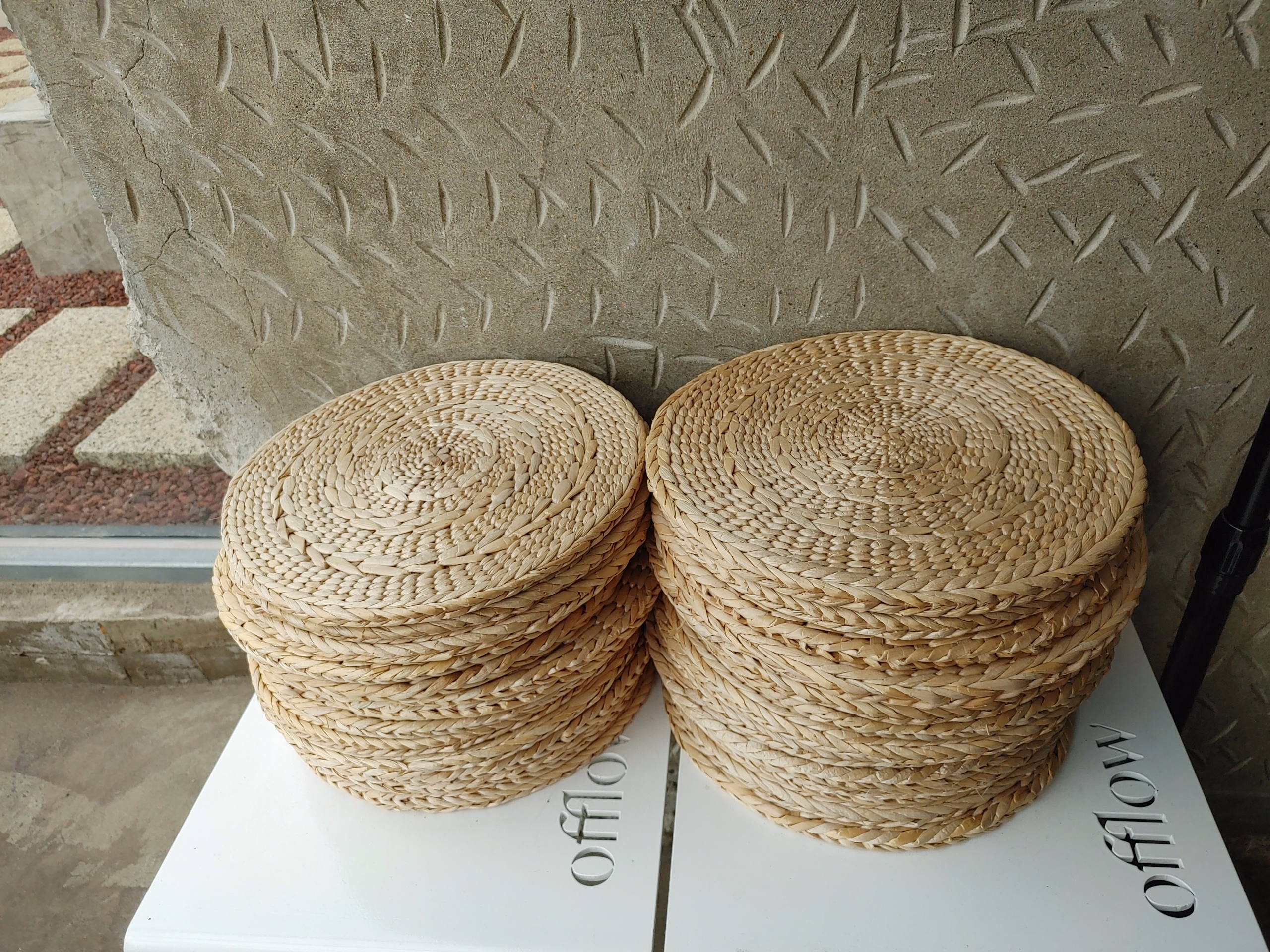 부산_강서구_강변뷰_오플로우_루프탑_방석