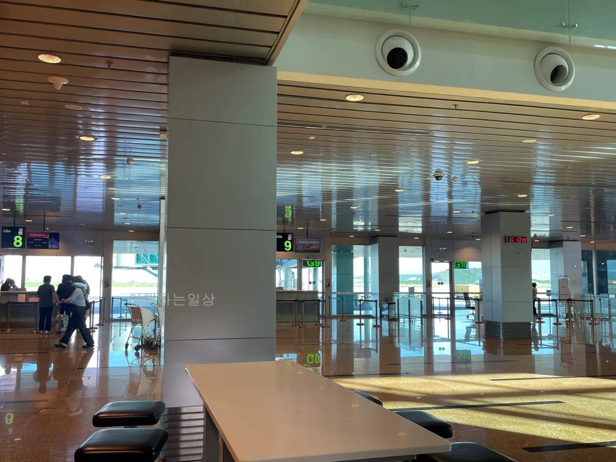 나트랑-인천공항-제1터미널-비엣젯-왕복이용-VJ838-일반석-후기-및-좌석공간