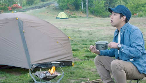 혼자캠프에서먹고자다