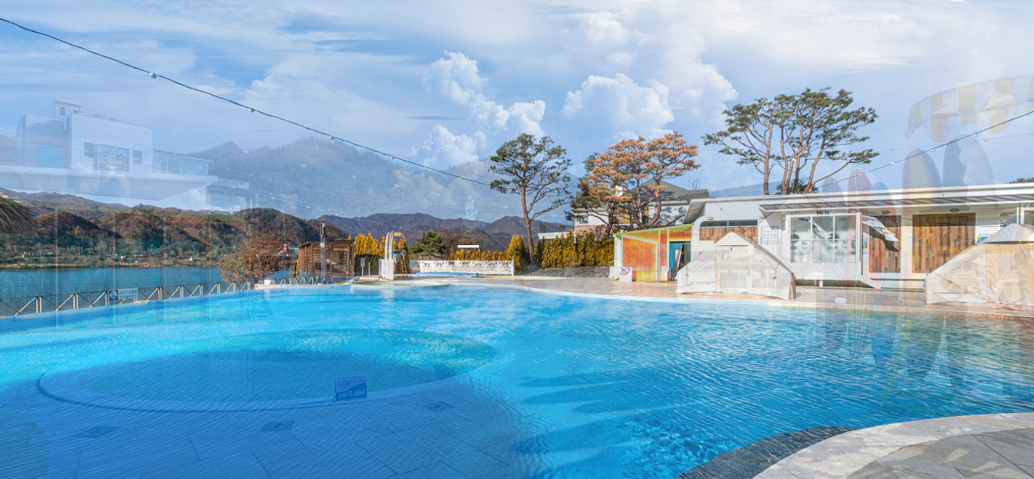  풀 무아레 전경