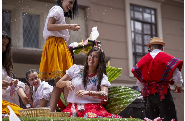 스페인 부뇰의 '산 페르민 축제' (Running of the Bulls): 스릴 넘치는 전통과 열정의 향연