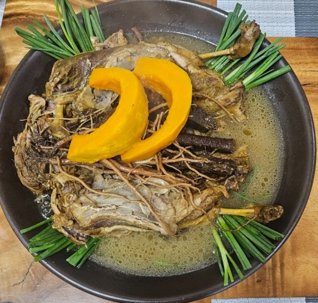 청도-밥주는-민박집-산청이네