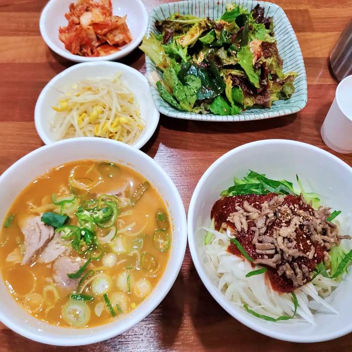 식객 허영만 백반기행 강남 가로수길 신사 제주식 수육 돔베고기 맛집