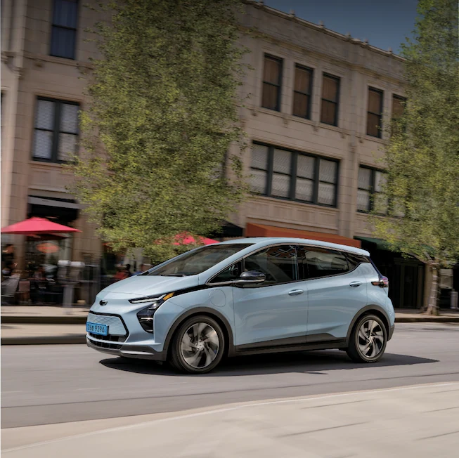 쉐보레 볼트EV 전면사진 출처 쉐보레 홈페이지