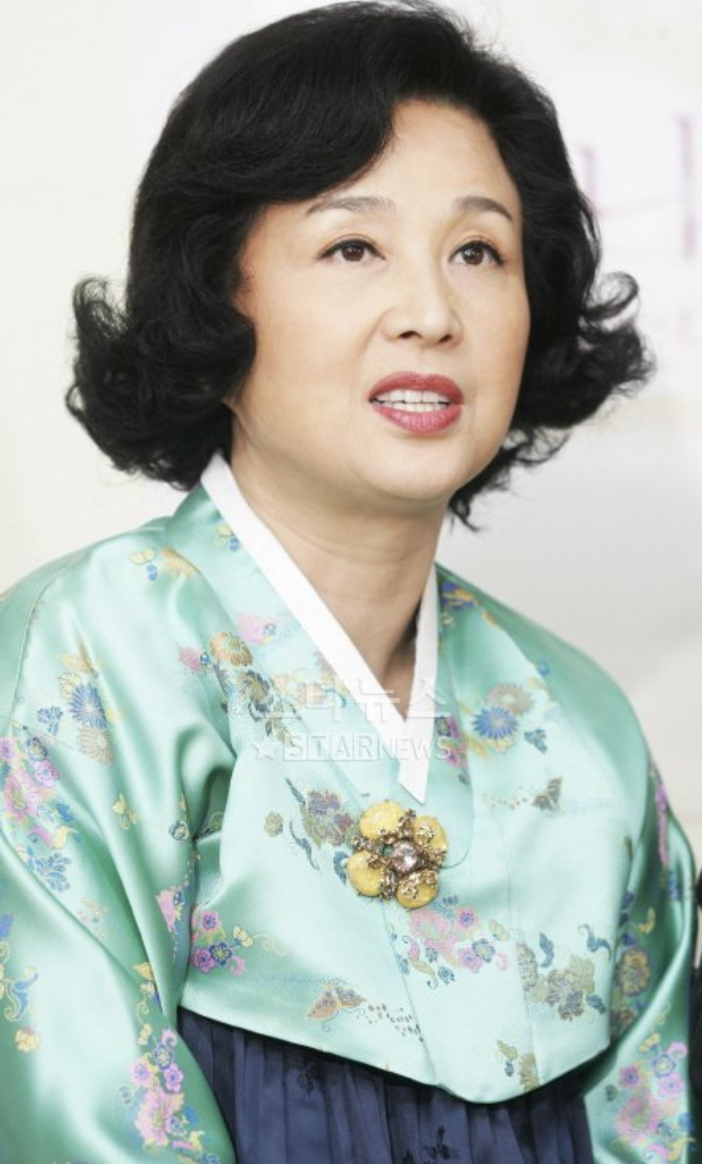 한혜숙 한복
