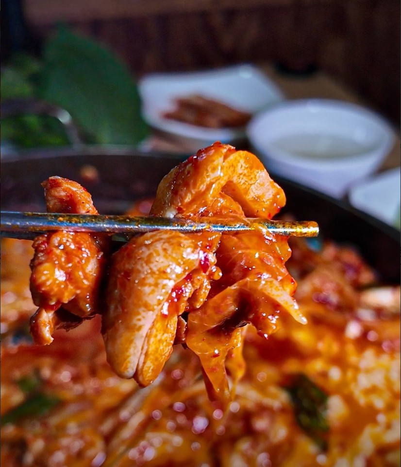 다산신도시 맛집 추천! 유정춘천닭갈비막국수에서 폭탄 치즈 사리 꼭 먹어야 하는 이유