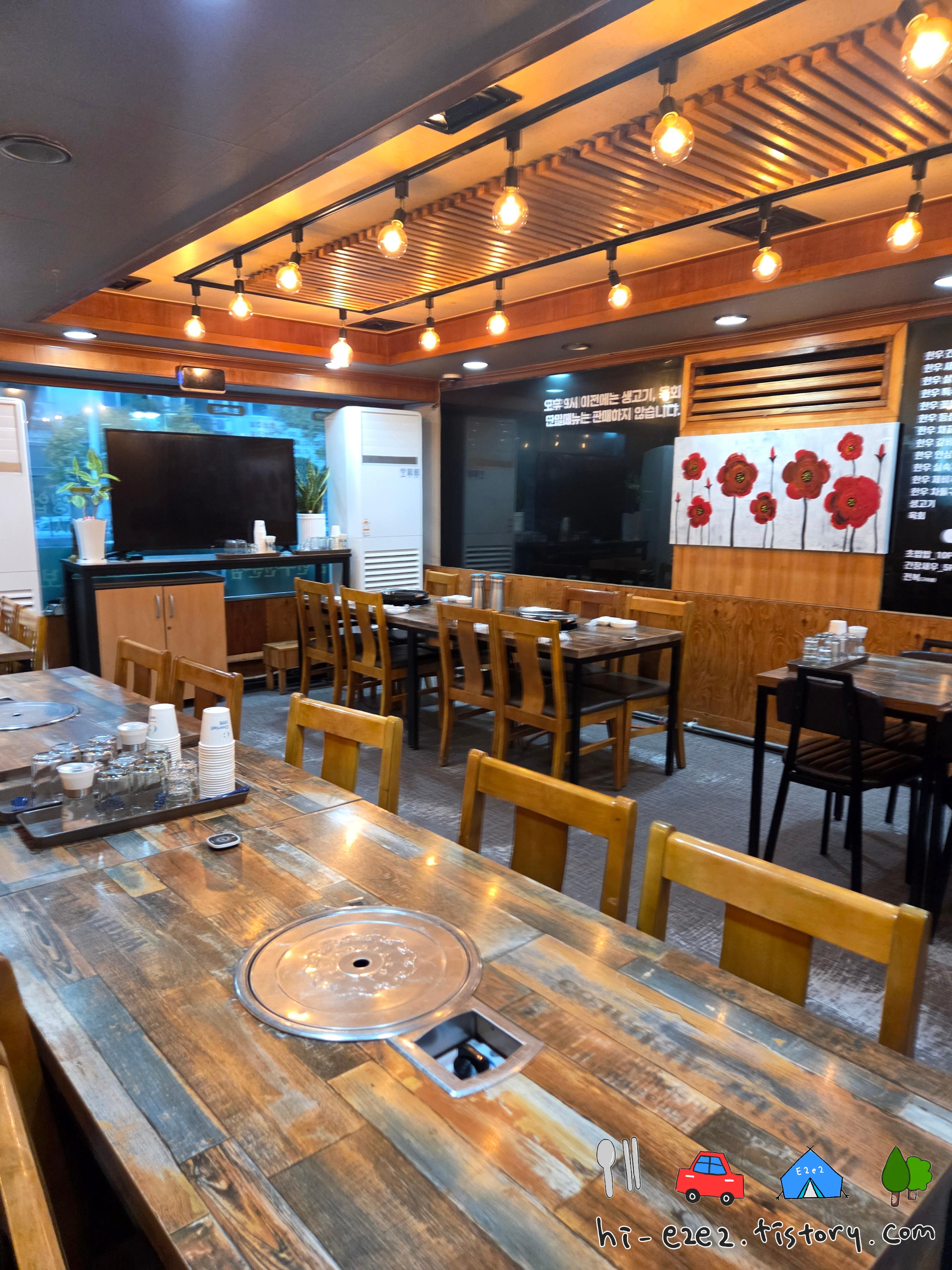 목포 관광객 추천 와우식육식당 실내 전경