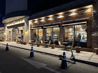 성심당 롯데대전점 케익 무너져 내린 망고시루 한 자리서 뚝딱_15