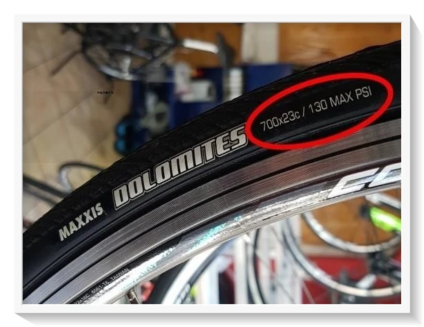 타이어-공기압-표시부분