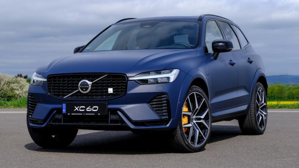 볼보 한정판 XC60 폴스타 엔지니어드 리미티드 에디션