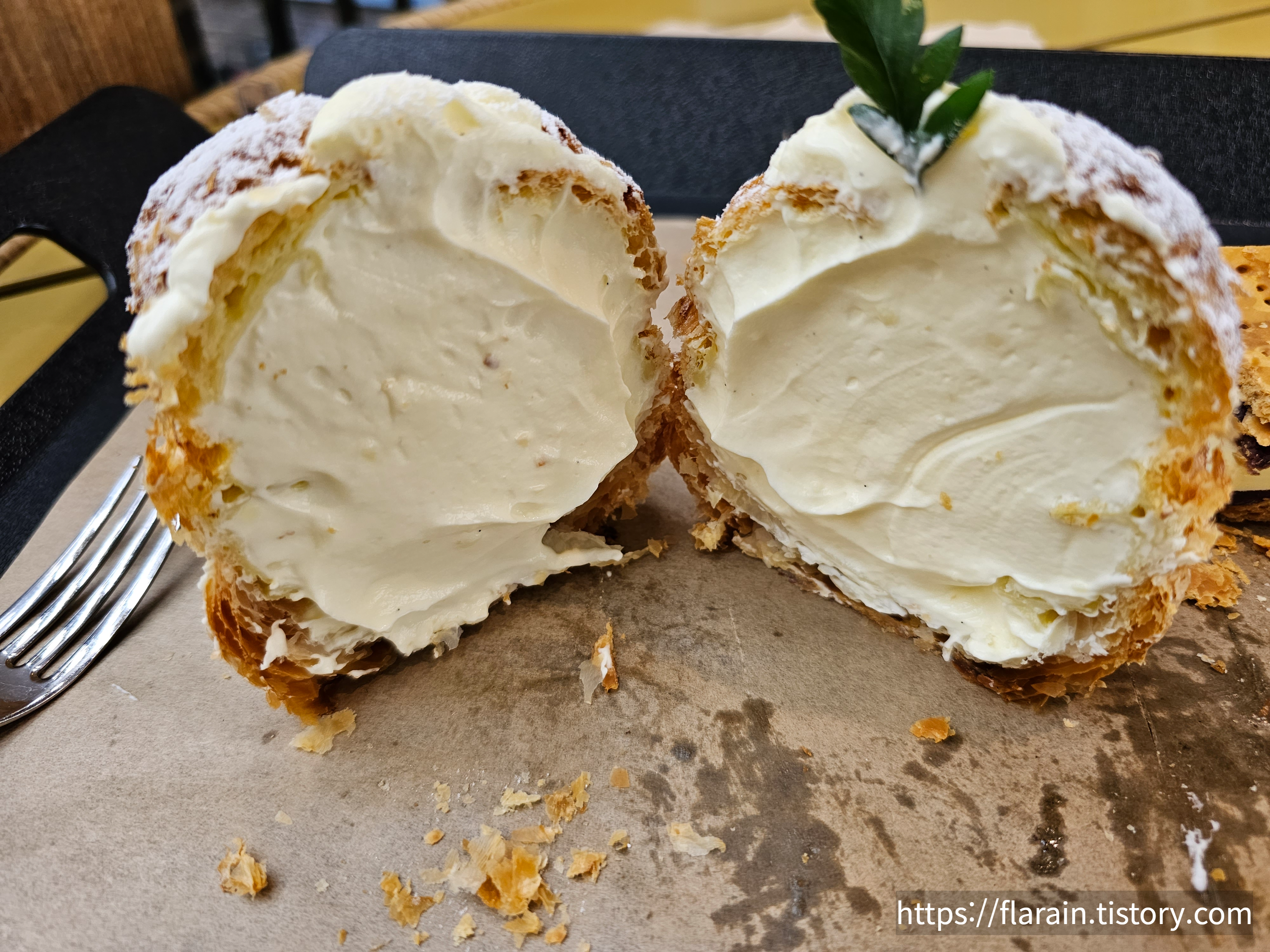 포레스트아웃팅스 일산점 대형 베이커리카페