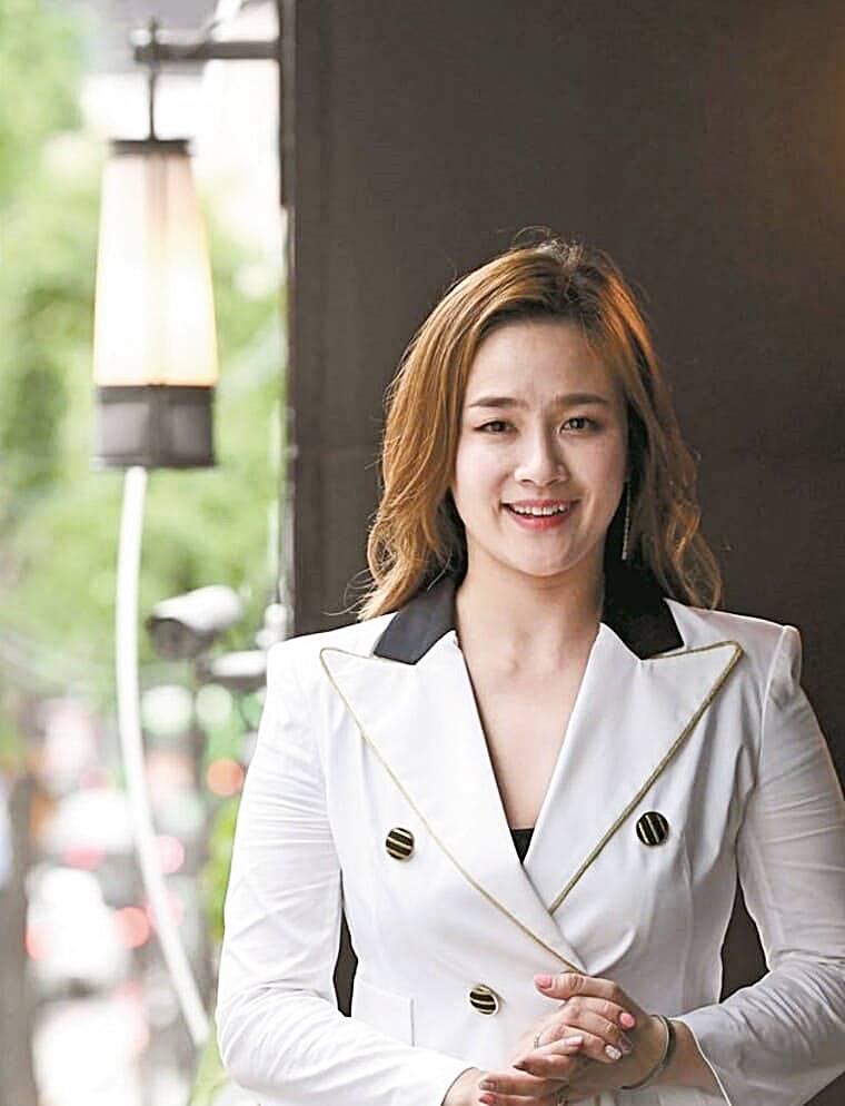 축구-국가대표-출신-김남일-부인-김보민-아나운서