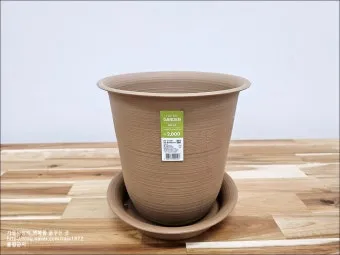 다이소 화분 활용 배수구멍 만들기 받침 사용 흙선택 예산절약 팁_4