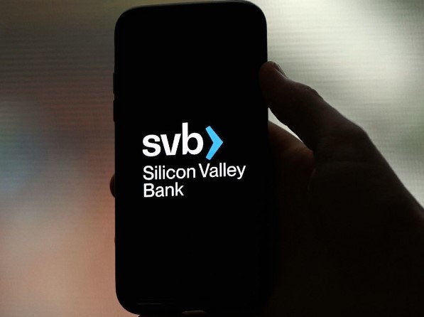 SVB 파이낸셜