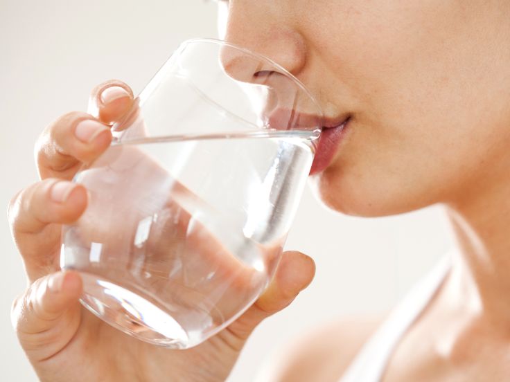 물 마시는 습관만 바꿔도, 몸이 달라져요 – 수분 루틴 가이드