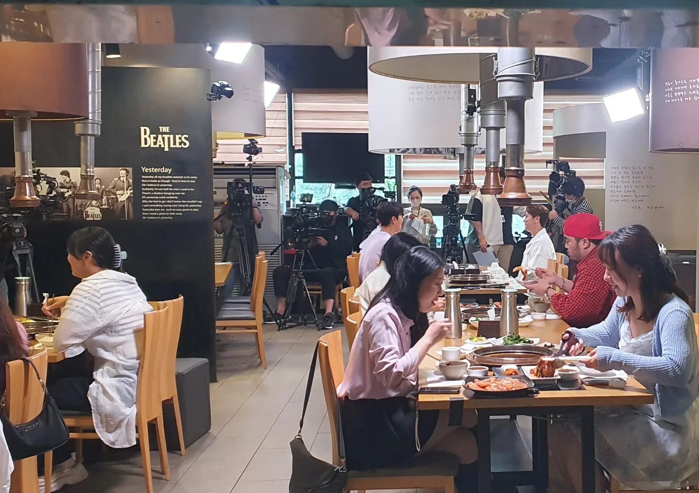 소문의맛집 외식하는날 버스킹 SG워너비 김용준 특양, 대창, 홍창 화로구이, 들기름 메밀 순면 막국수 맛있는 고깃집 마포역 맛집 위치 메뉴 가격 정보