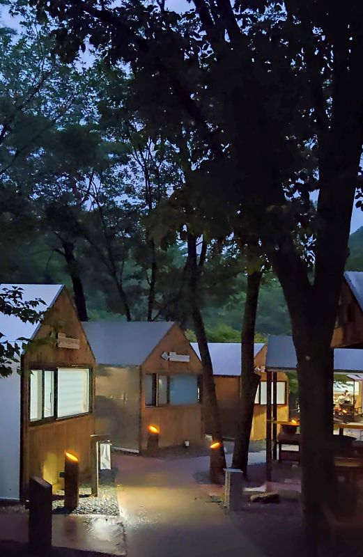 풀옵션 구역의 그림같은 야경사진