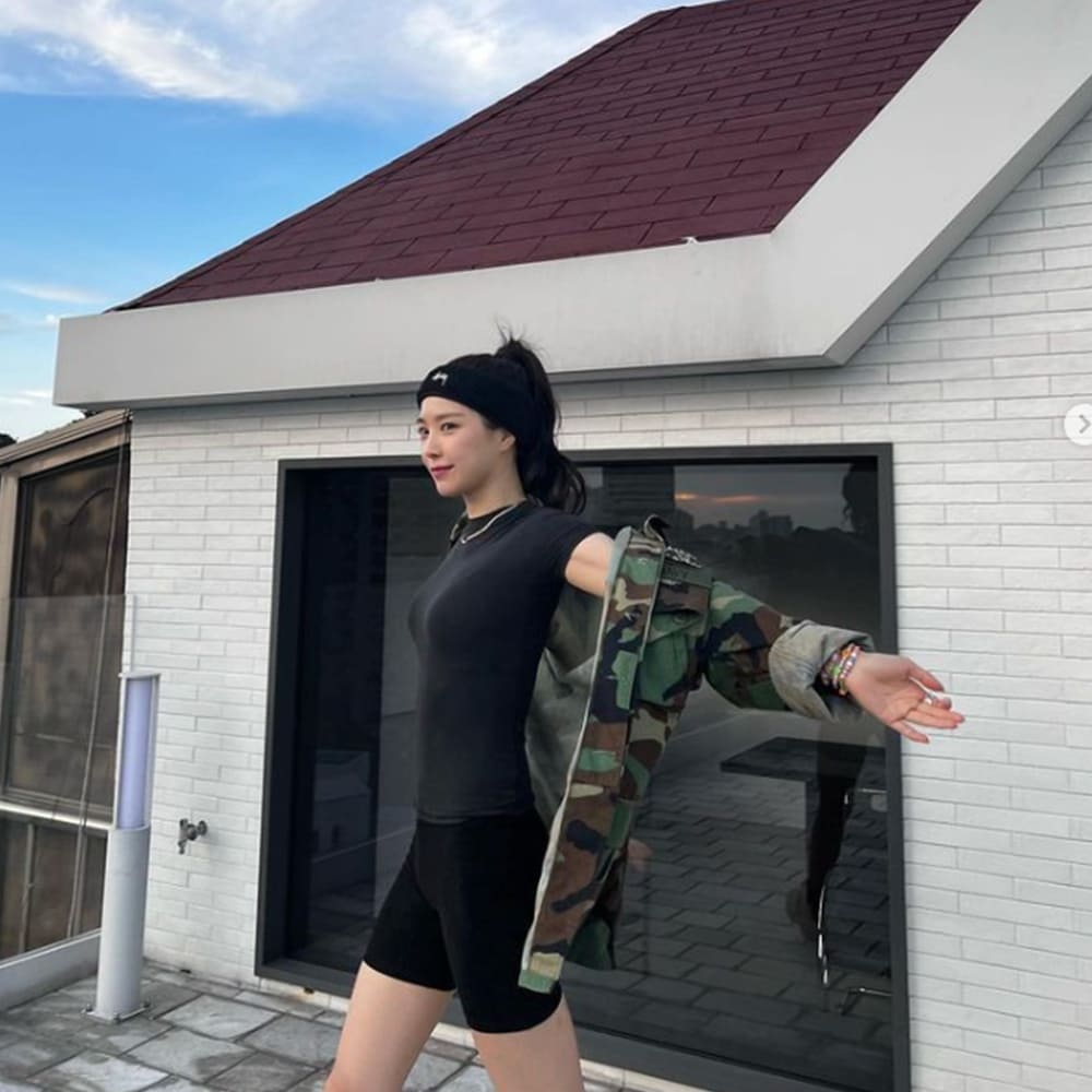 손나은