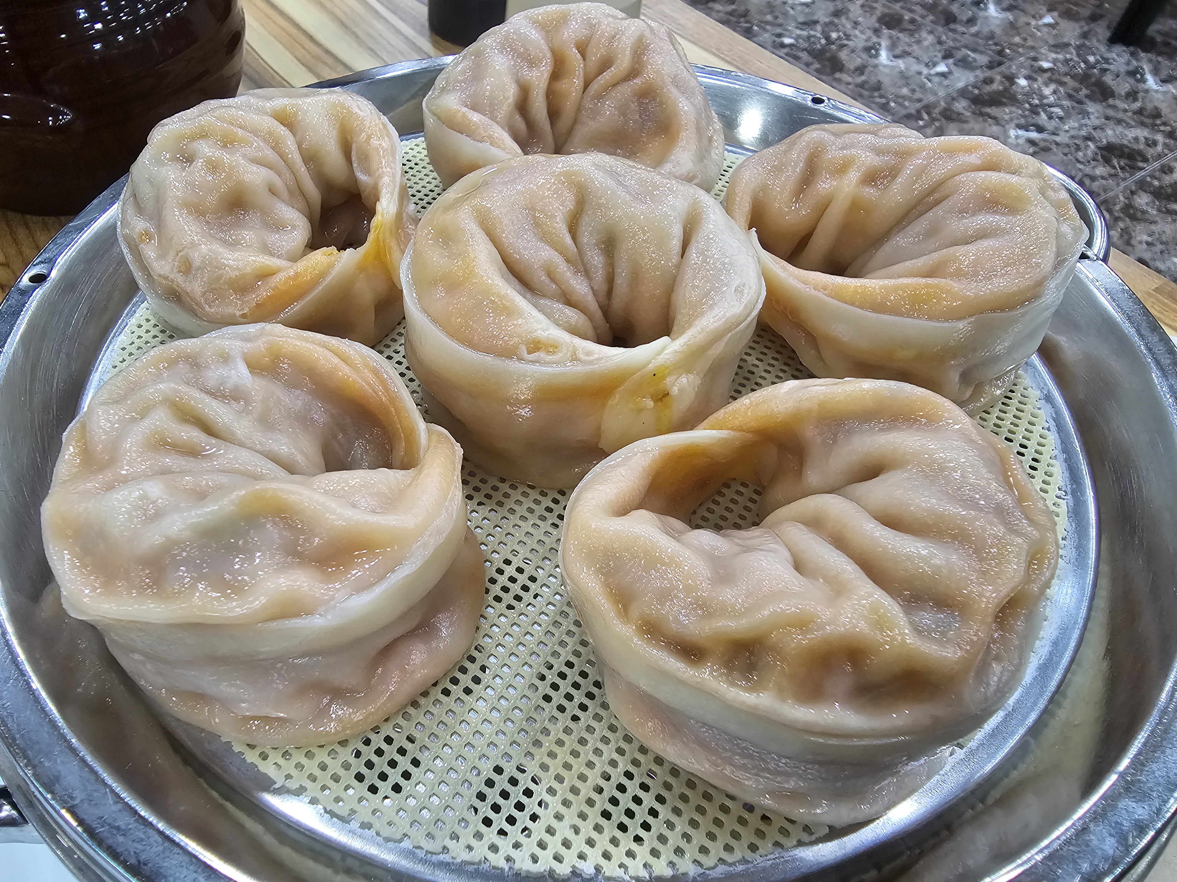 인천_청라_서산바지락손칼국수_김치왕만두