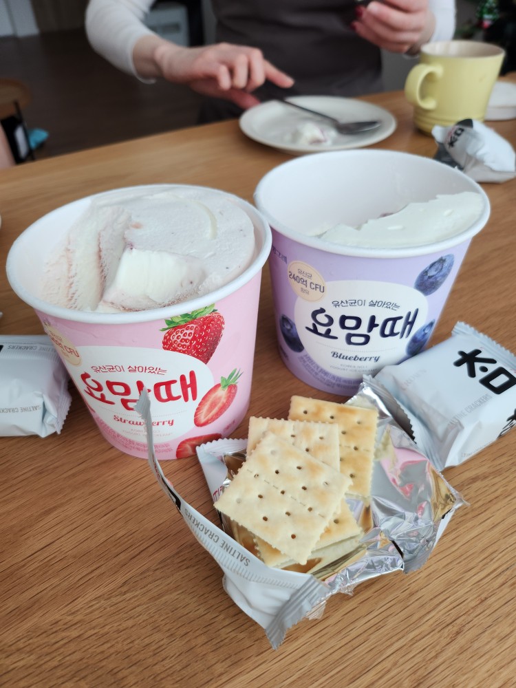 요맘때 아이스크림&amp;#44; 참크래커