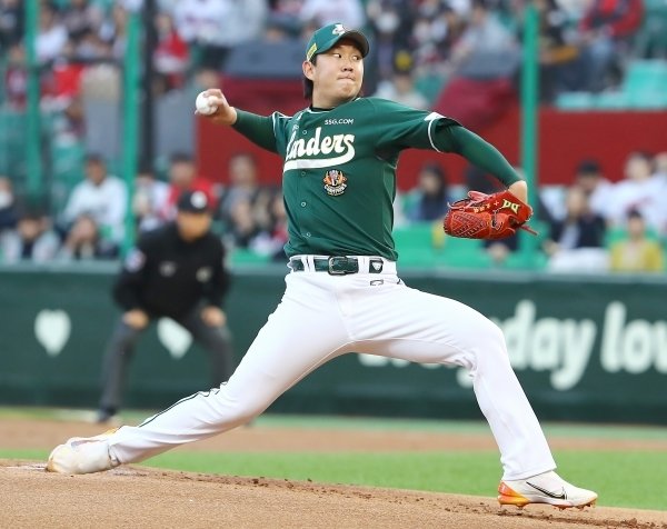 SSG랜더스 루키 송영진