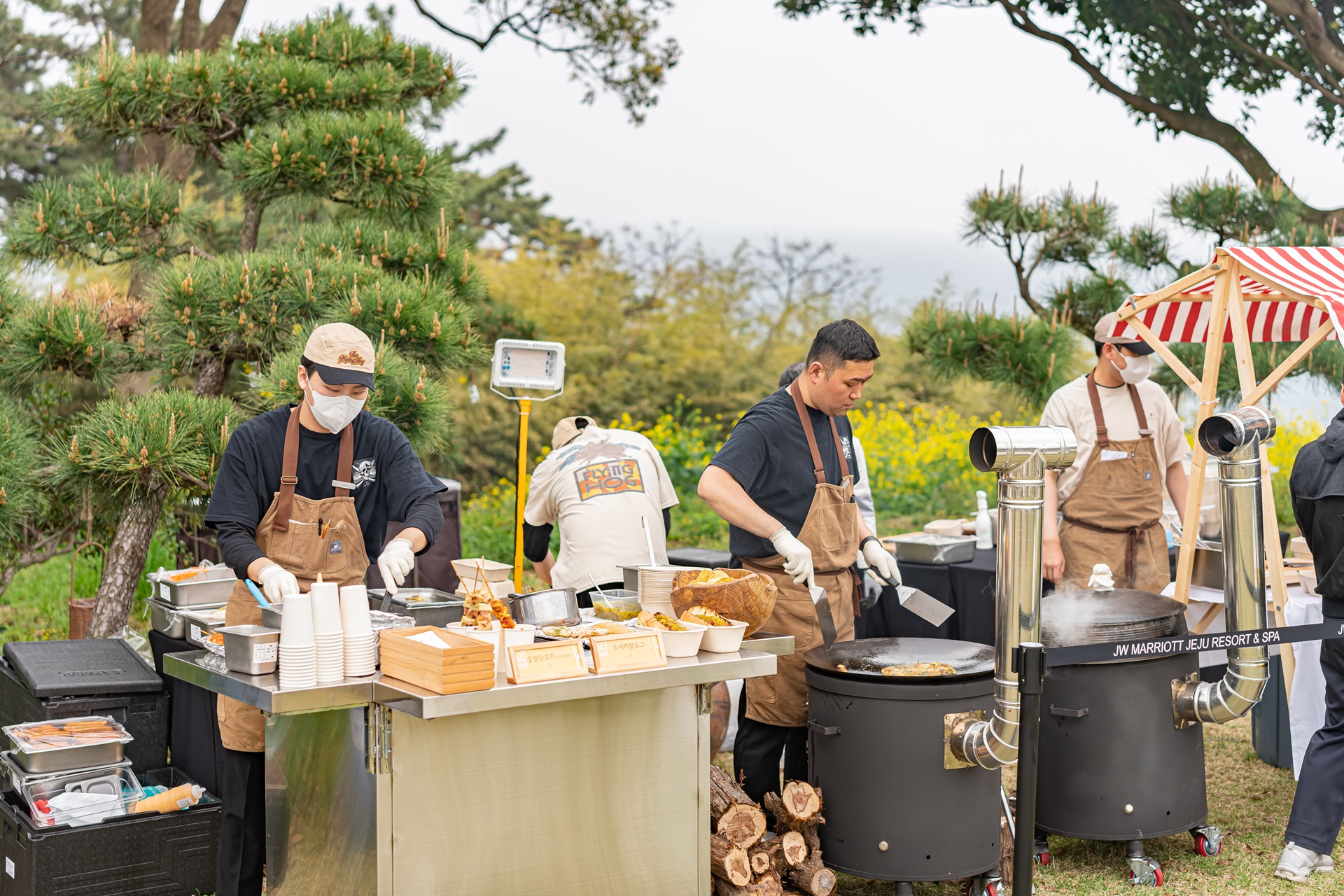 #JW가든 #JW메리어트제주 #댄싱두루미 #더플라잉호그 #아일랜드키친 #유채꽃 #제주사진 #제주여행 #제주유채꽃 #제주호텔