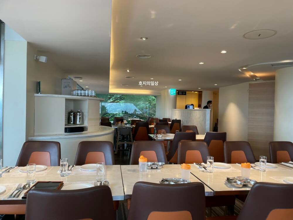 비스타 워커힐 서울 피자힐 - 매장 내부 단체 좌석