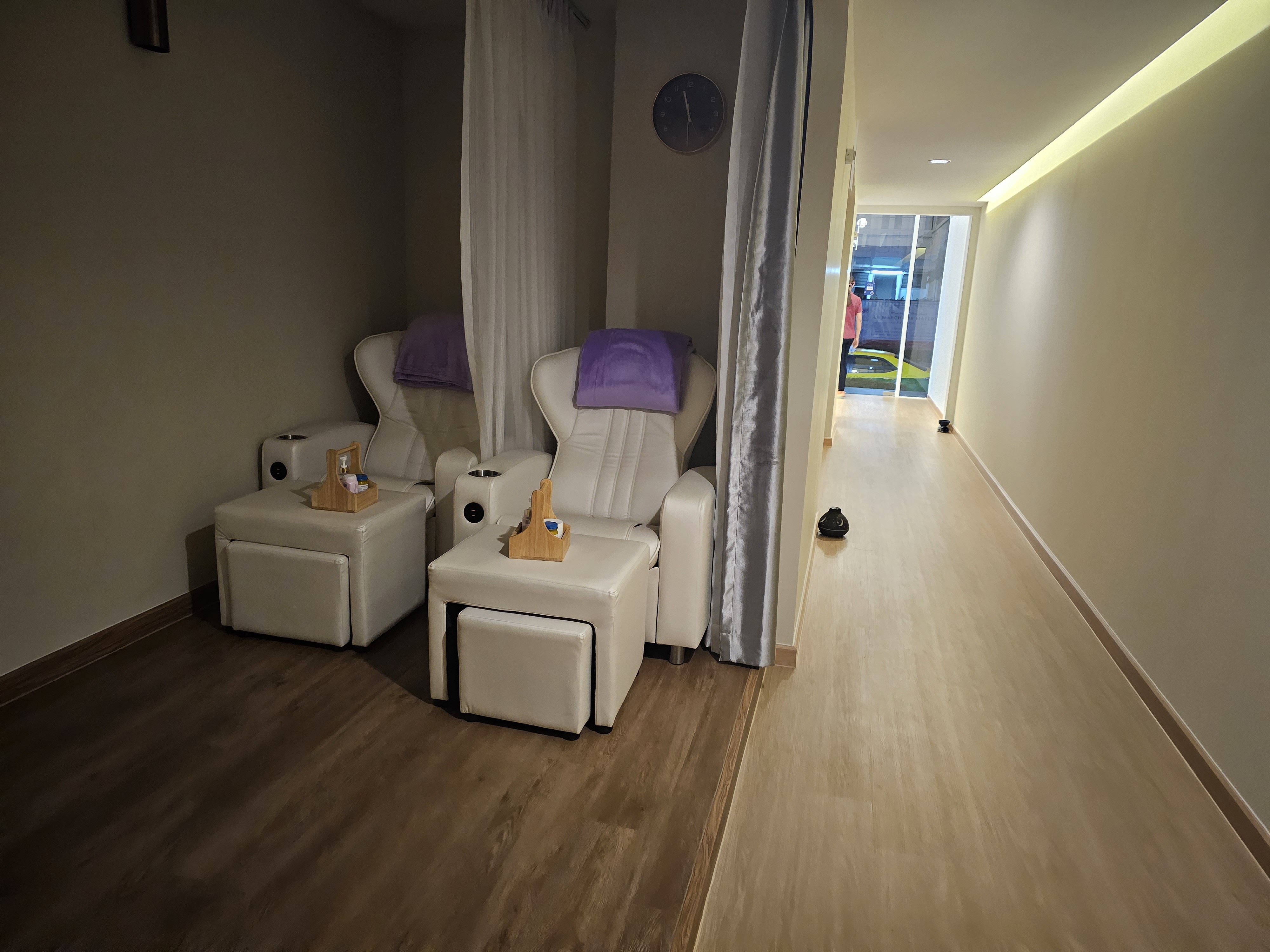 DE SPIRIT MASSAGE