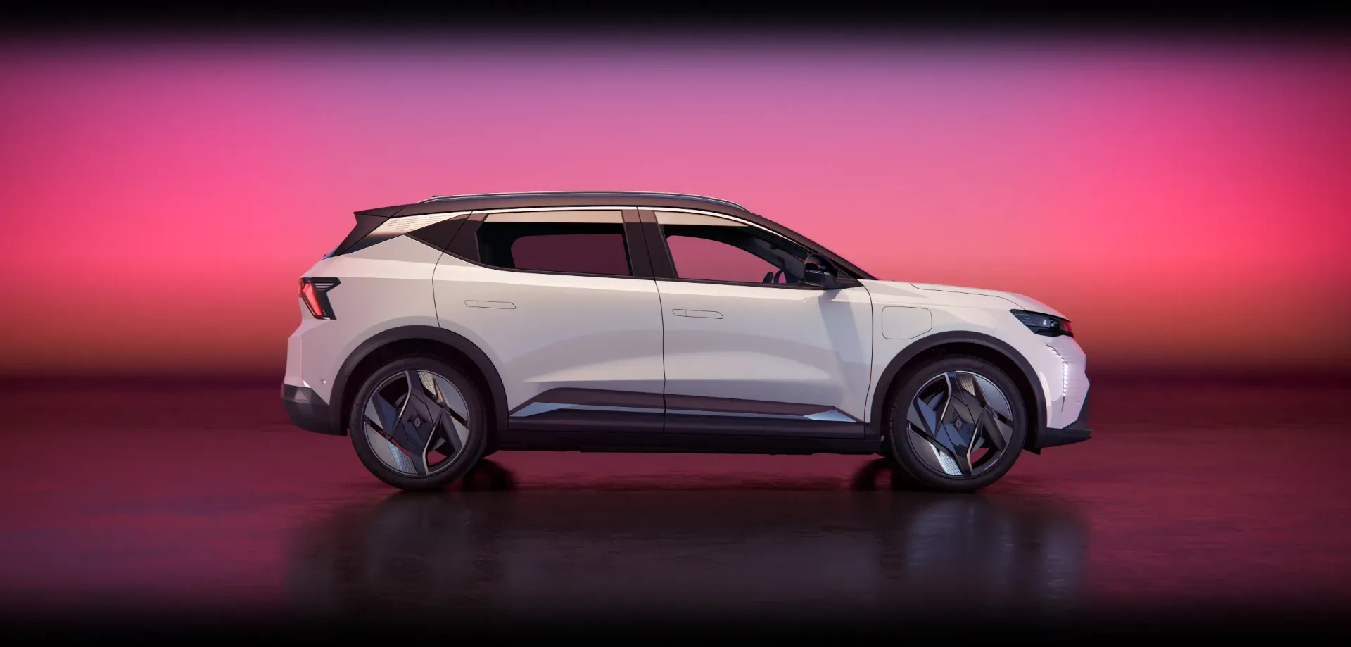 르노 세닉 이미지