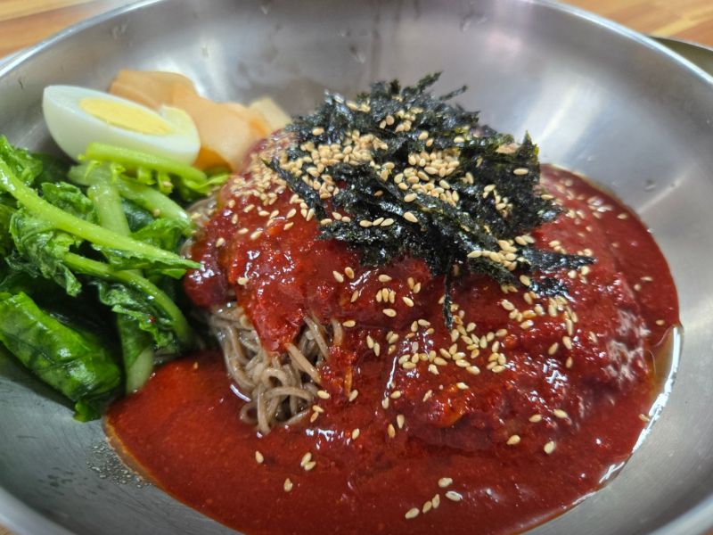 김장군막국수