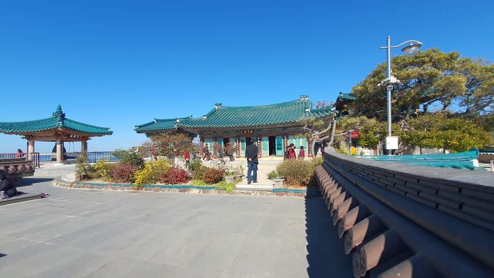 서산 간월암 : 바다 위에 떠 있는 듯한 신비의 암자, 밀물과 썰물이 빚어낸 천년 기도처