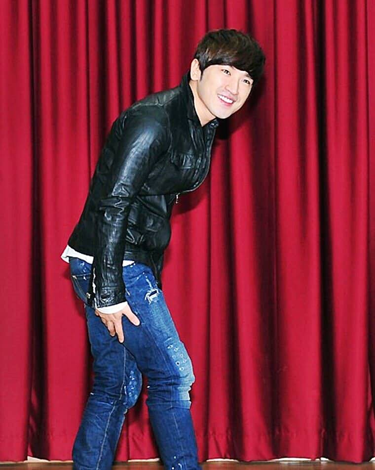 가수-이민우