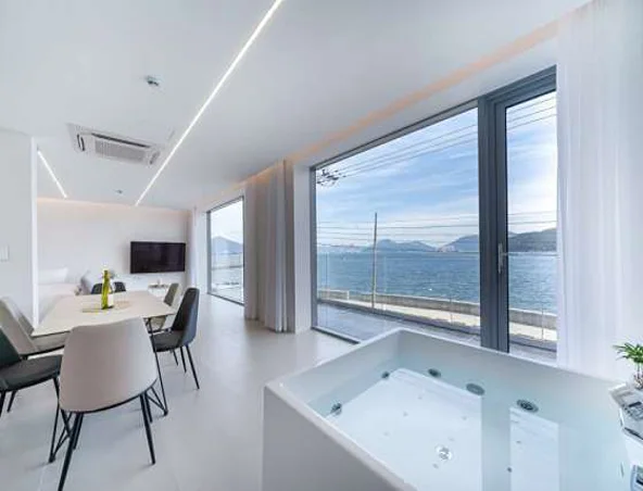 거제도 라이트하우스