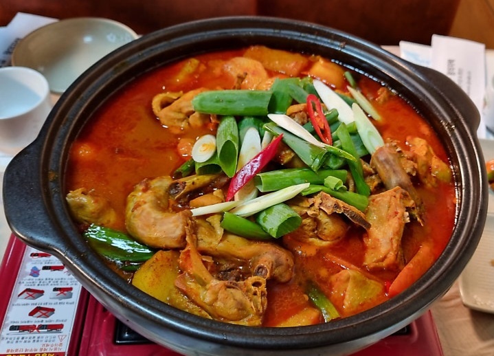 오늘N 할매식당 능이오리백숙 닭볶음탕 연천 맛집 정보