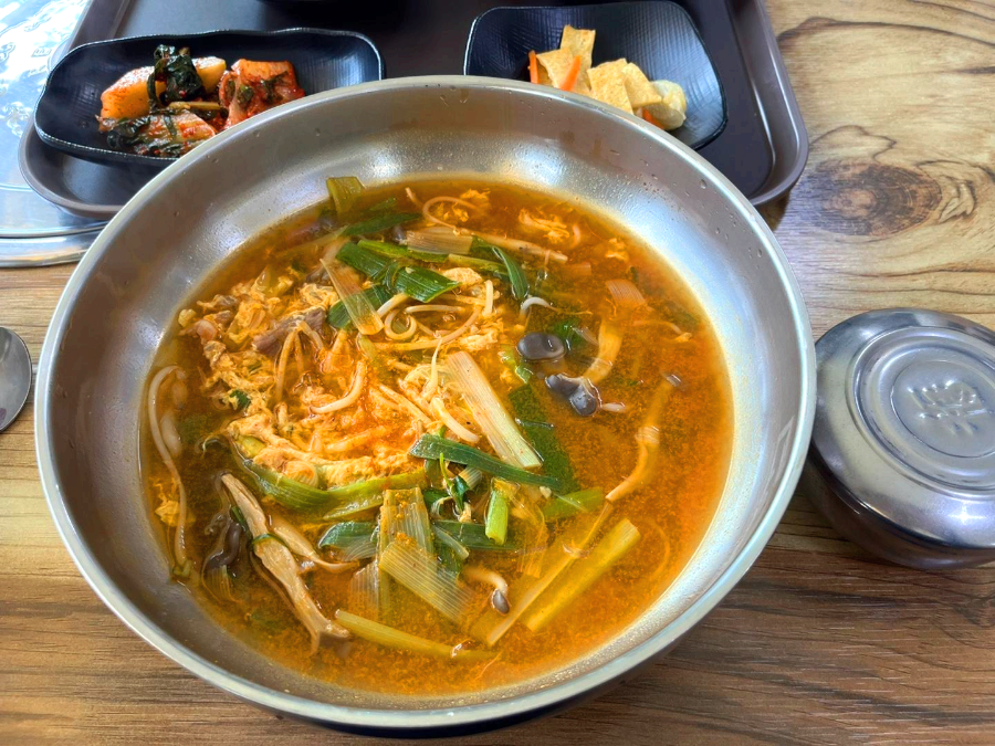 세종시 전의면 길용이육계장