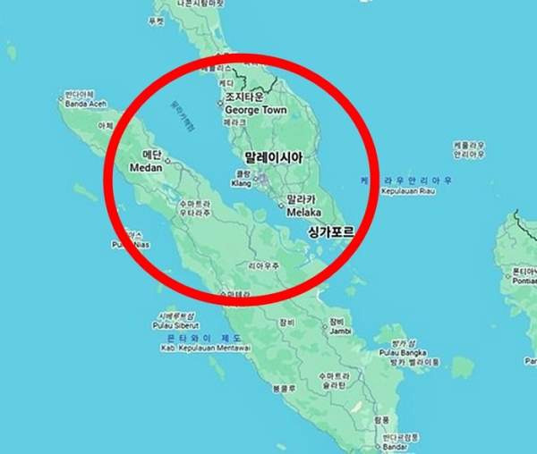 말라카 해협 지도 통행료 징수 논란: 인도네시아의 전략적 실책인가? 글로벌 에너지 공급망과 해양법적 쟁점 분석