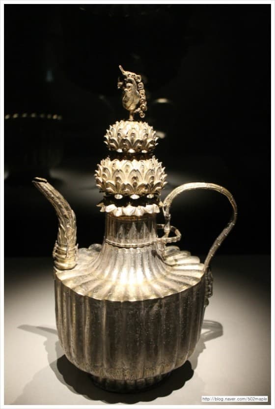 금속공예의 정수, 전통 장식에서 현대 액세서리로의 진화