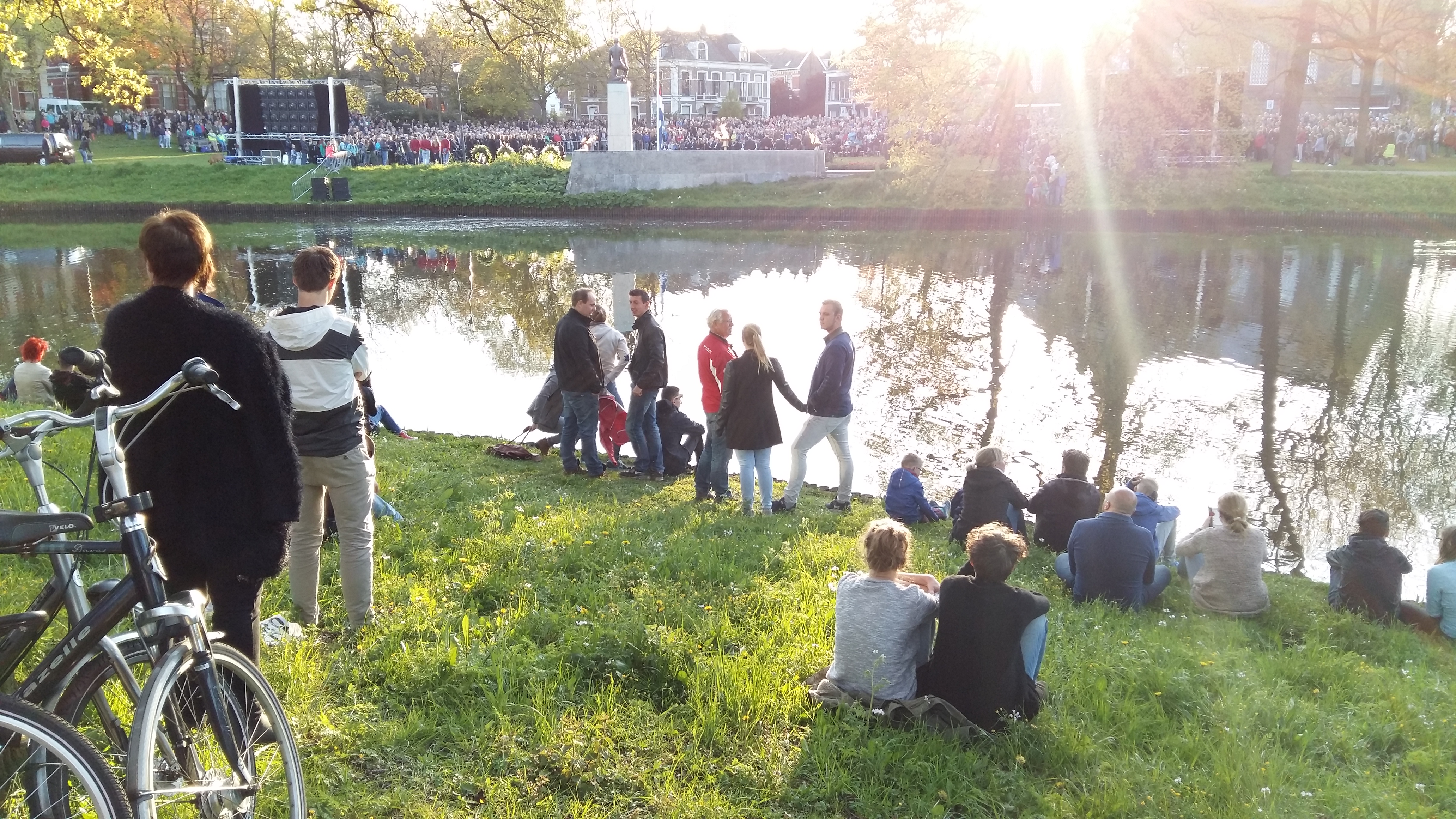 네덜란드 즈볼라 독립기념일 기념식